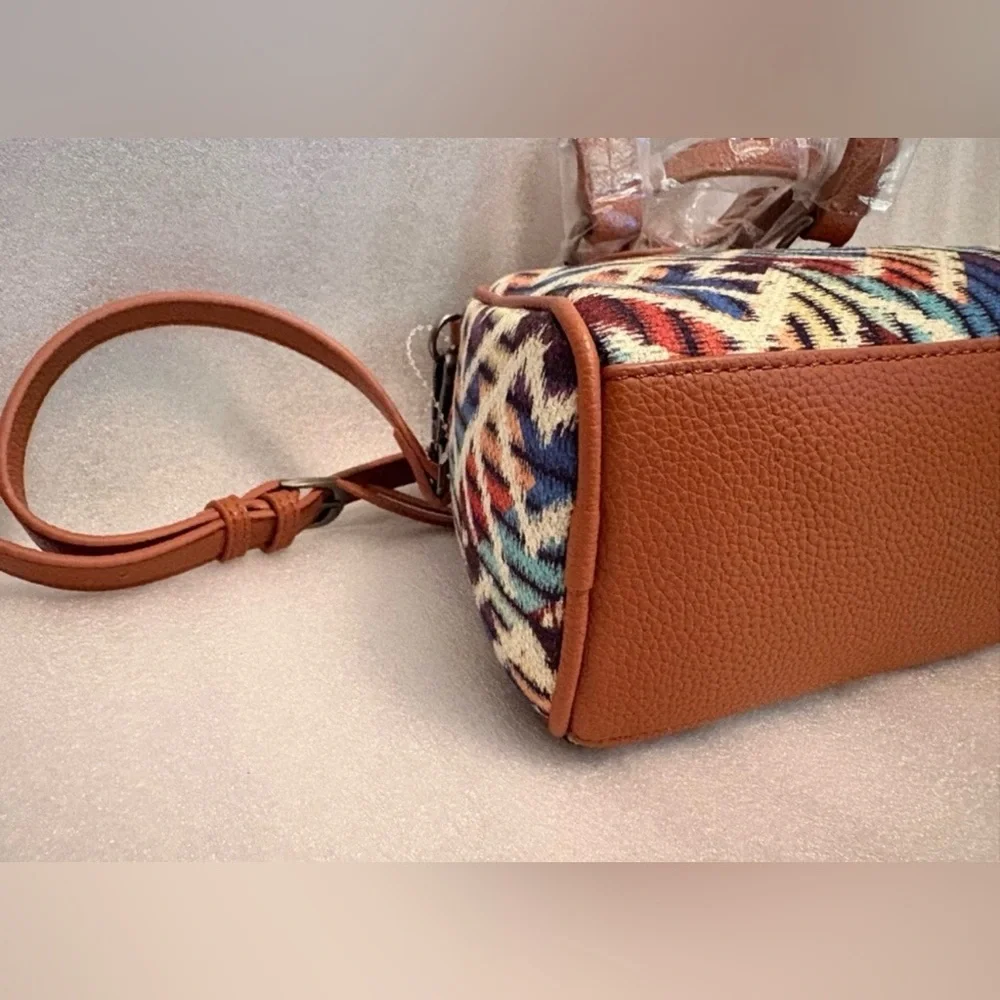 Wrangler Western Aztec Tapestry Satchel Crossbody Bag NWT Boho Rodeo - Picture 9 of 13